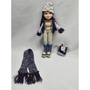 Bratz Doll Wintertime Wonderland Dana Doll With Outfit